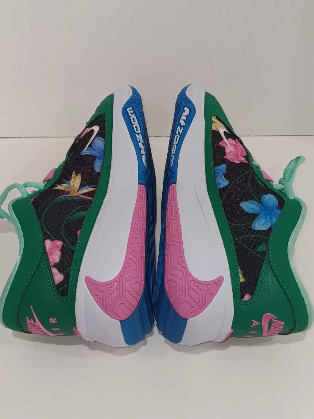 Nike Zoom Freak 5 Flowers Floral Love Giannis Green Men Size 8.5 DX4985-401